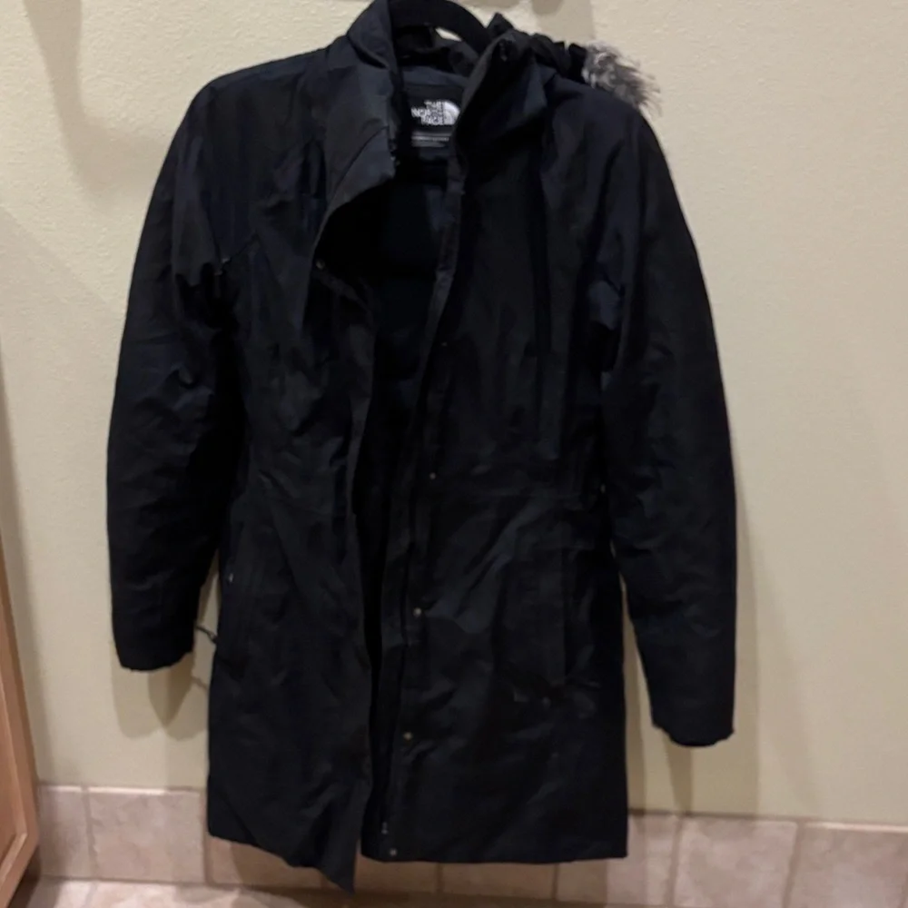 The North Face Woman's Black Performance Jacket